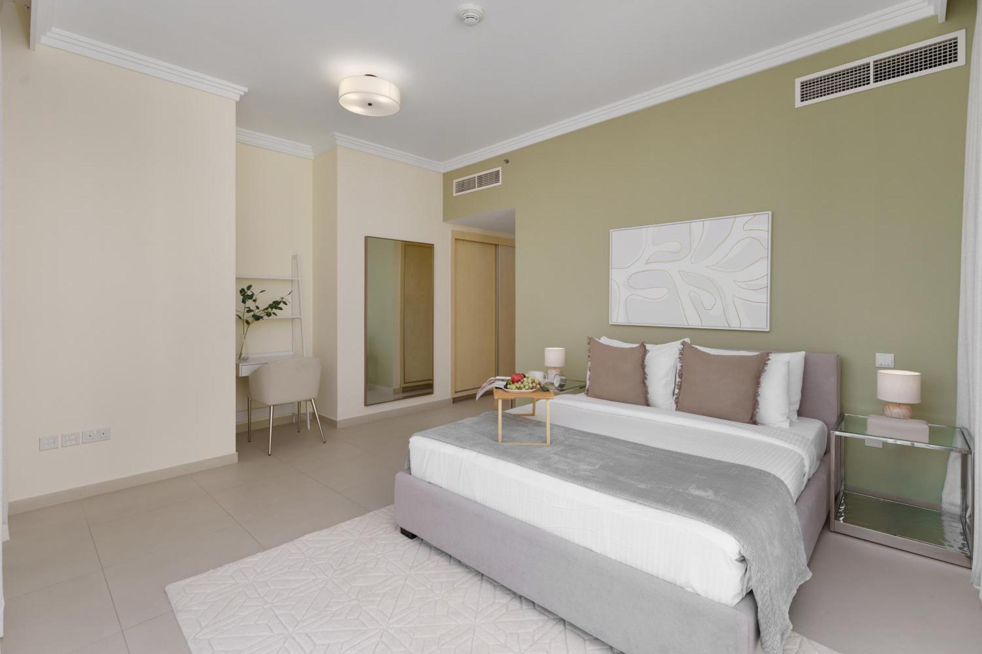 Apartment Maison Privee - Stunning Jbr Retreat W/ Partial Sea & Marina Views