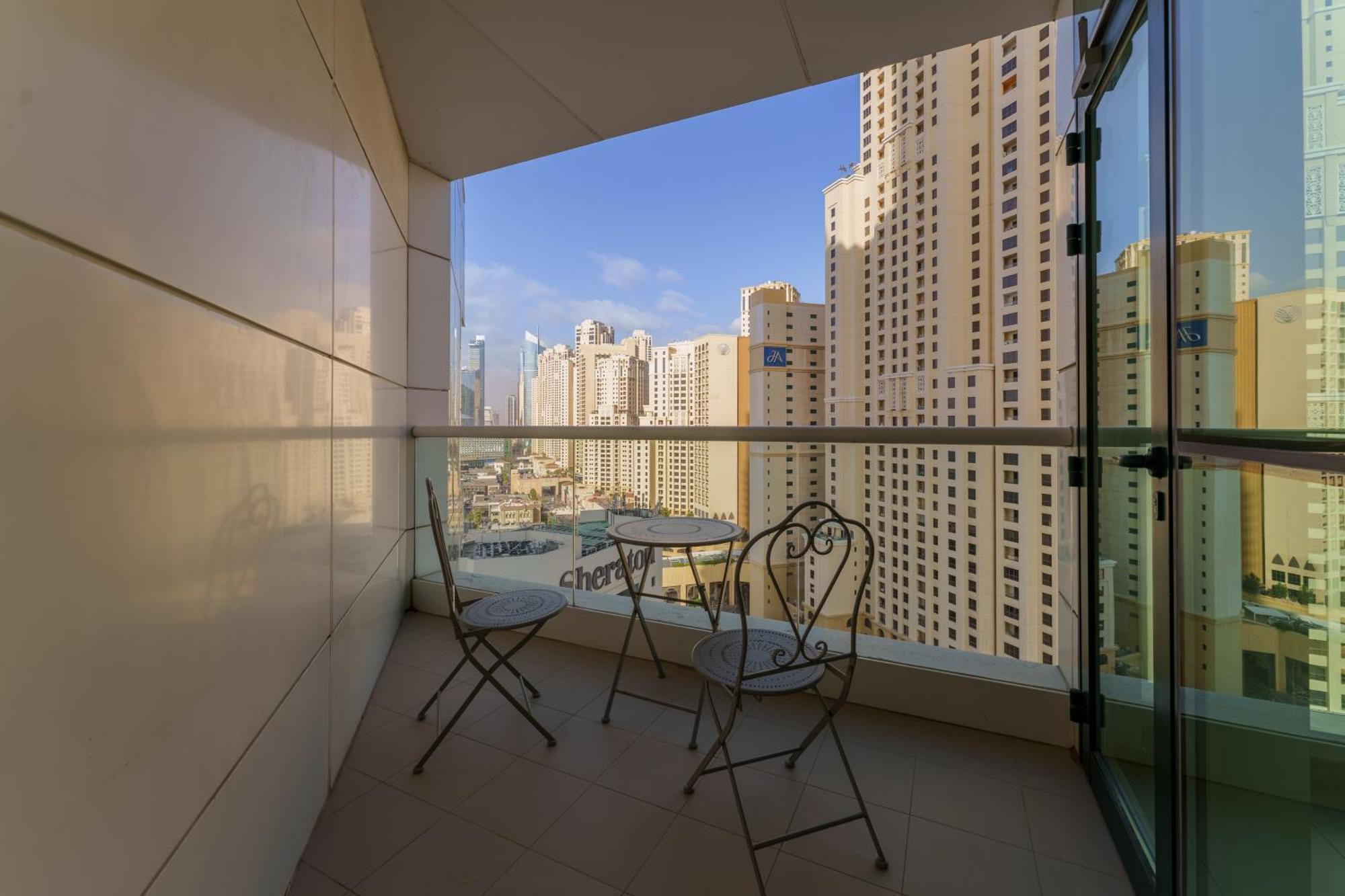 Maison Privee - Stunning Jbr Retreat W/ Partial Sea & Marina Views