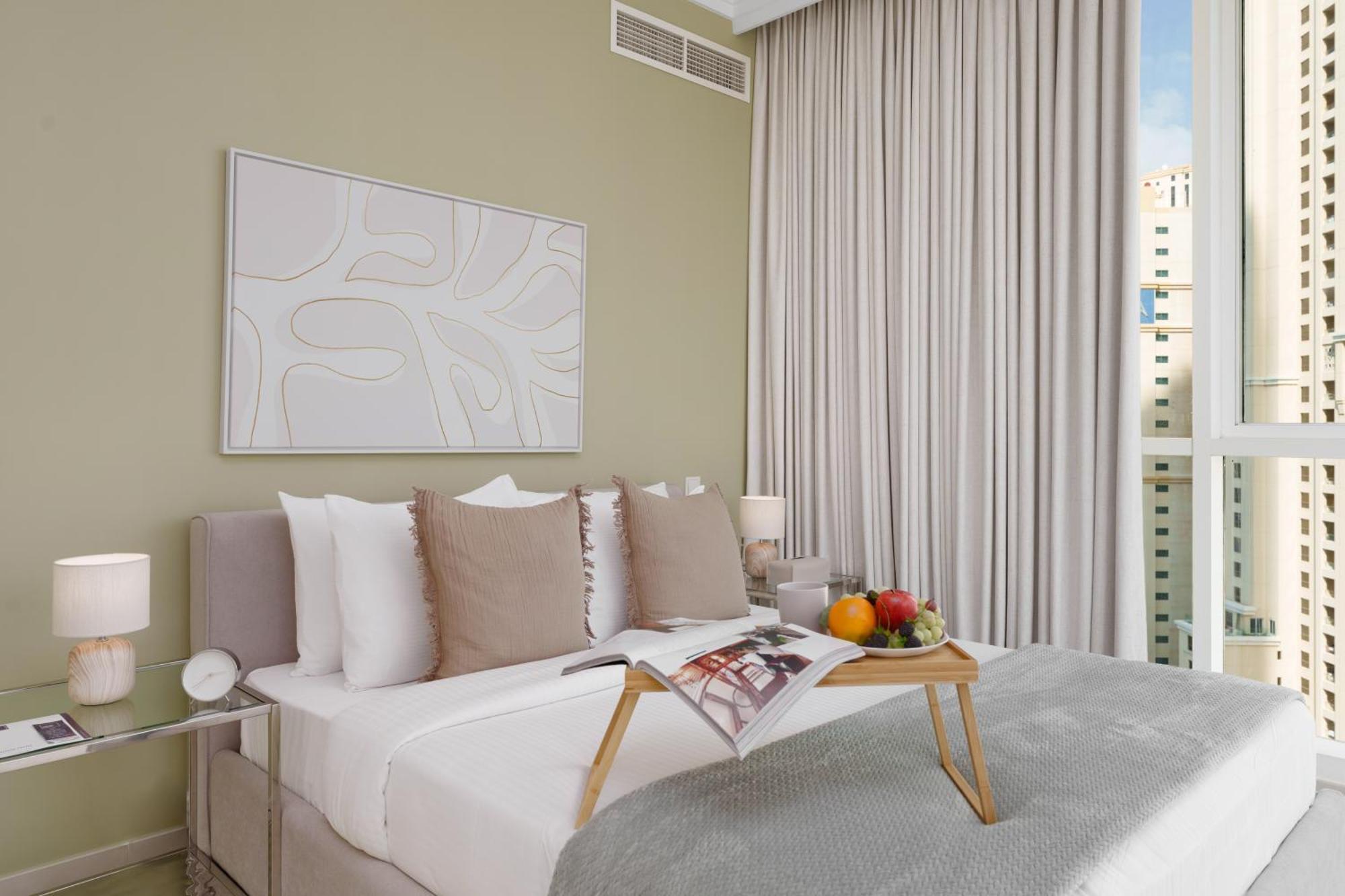 Maison Privee - Stunning Jbr Retreat W/ Partial Sea & Marina Views Dubai