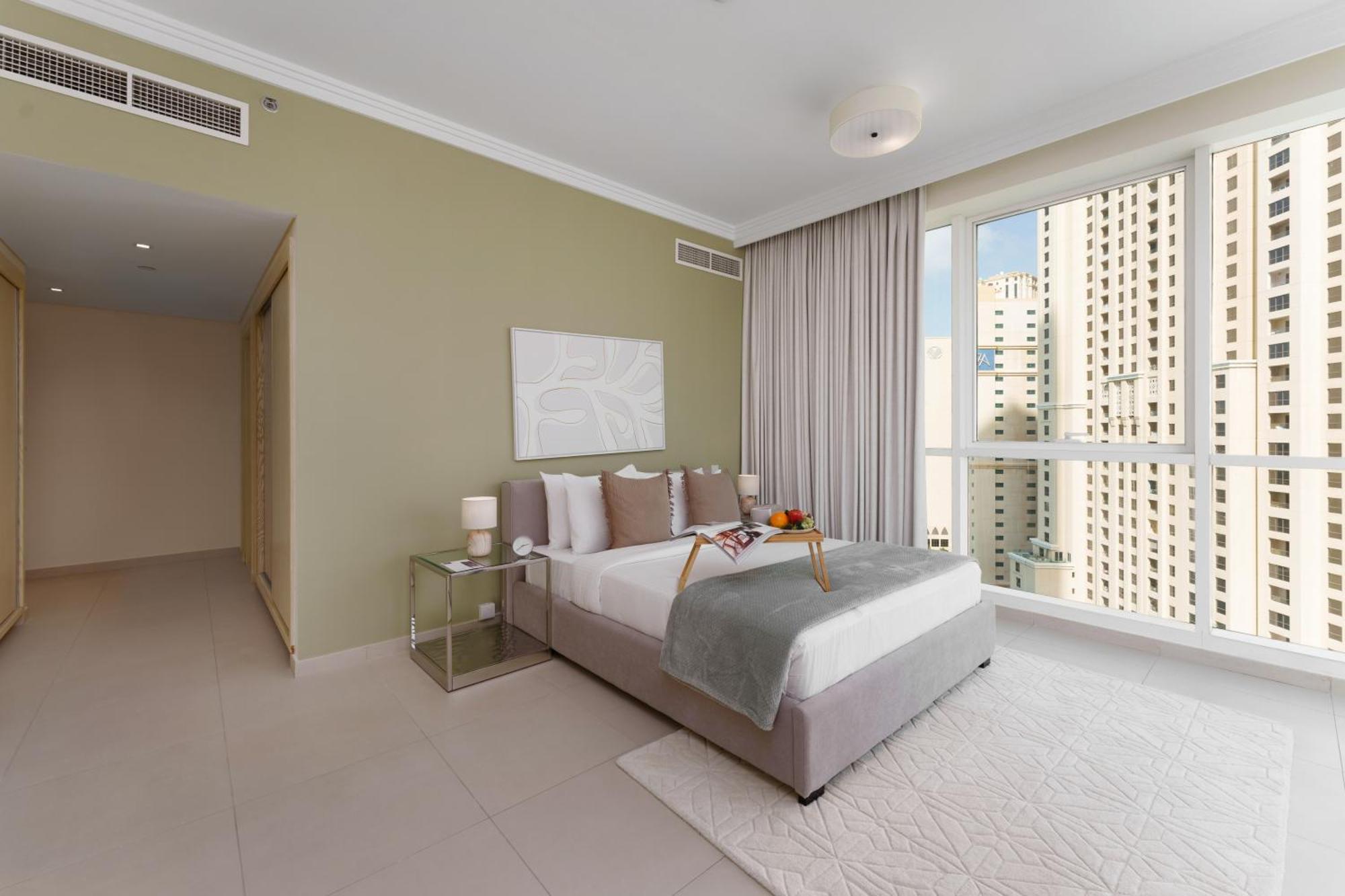 Maison Privee - Stunning Jbr Retreat W/ Partial Sea & Marina Views Apartment