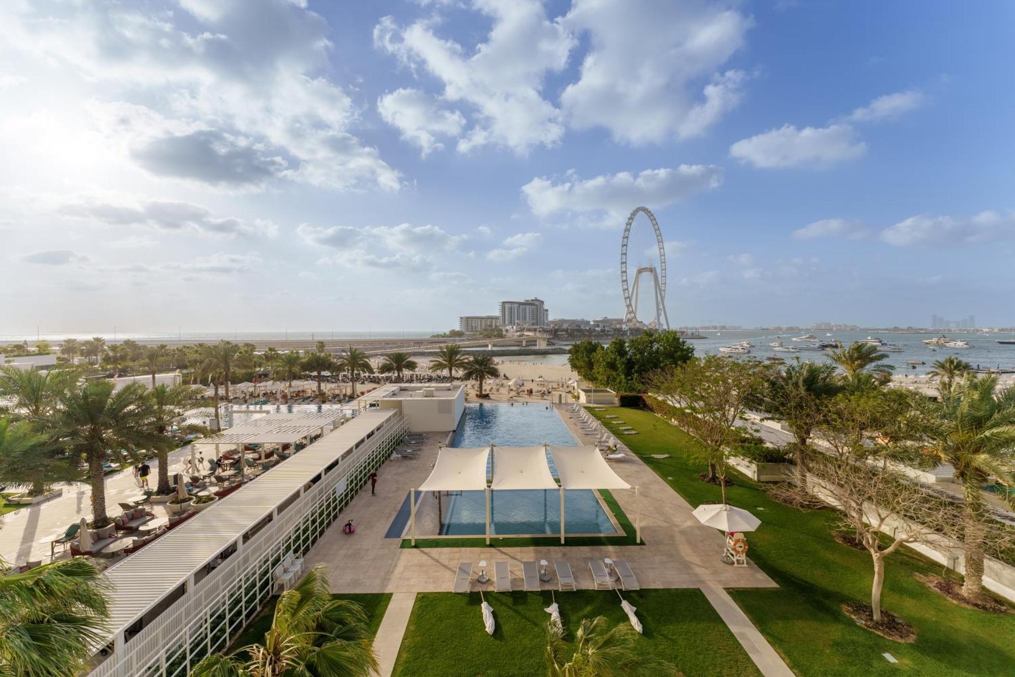 Maison Privee - Stunning Jbr Retreat W/ Partial Sea & Marina Views *